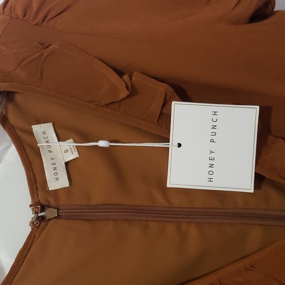 NWT Honey Punch V-Neck Mini Dress Ruffle Collar Empire Waist - Picture 4 of 13